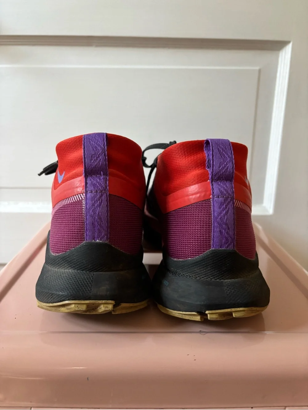 Nike Women’s GORE-TEX Magenta Pink Trail Running Shoes - Picture 5 of 6